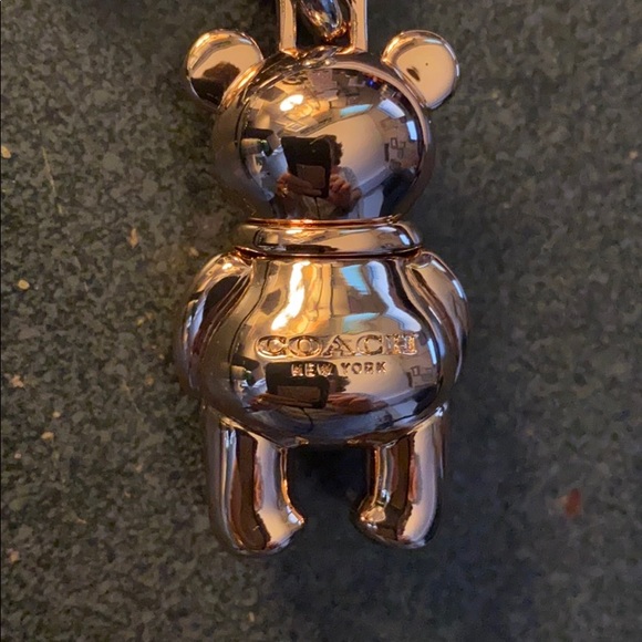 NEW COACH 3d bear bag charm rose gold - Picture 10 of 10